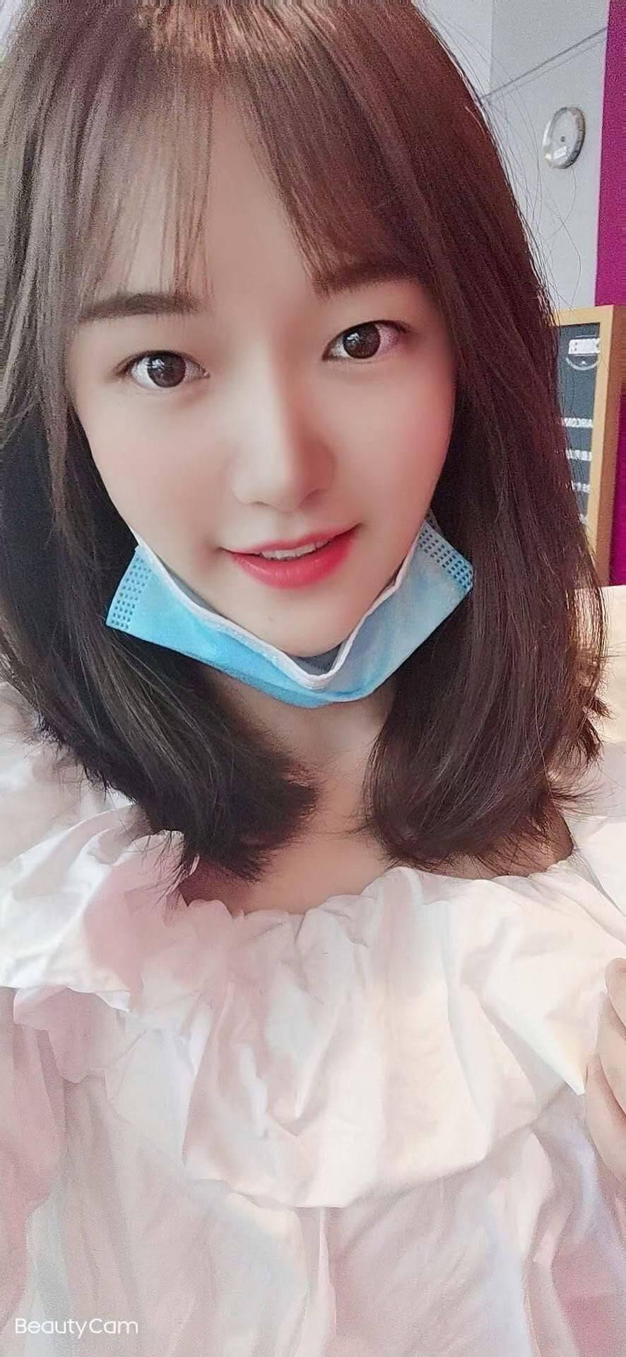 分享一个长相很甜美的小mm